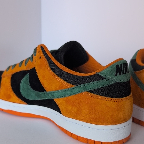 Nike Dunk Low Orange Sneakers - Picture 13 of 16